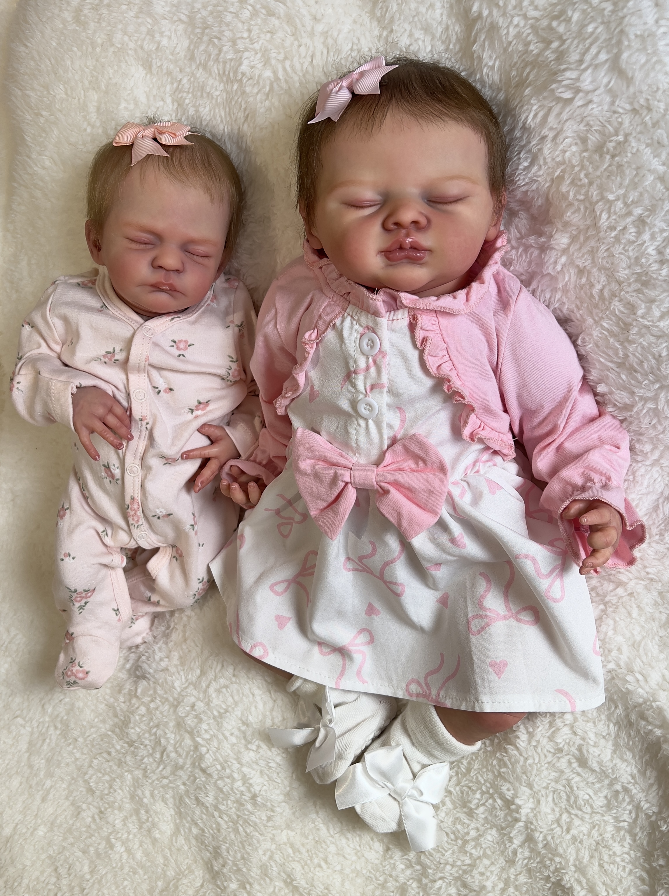 Bebês reborn gêmeas feitas por Danielle